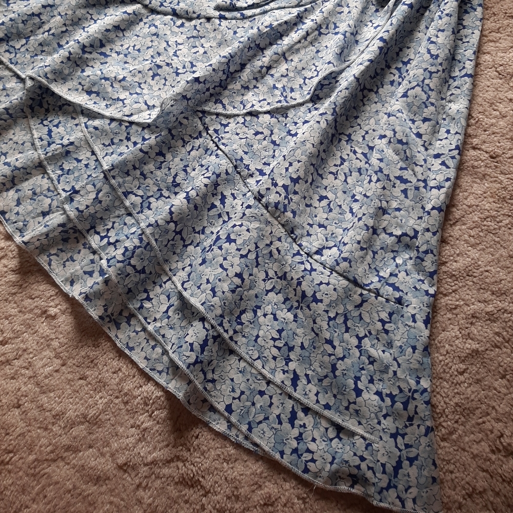 Floral Dress - Picture 4 of 6